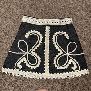Embroidered skirt